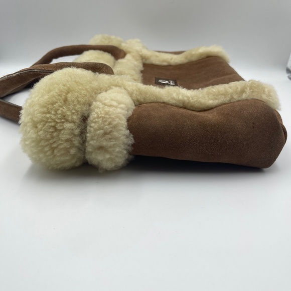 Flurries Shearling Suede Tote Bag Brown Faux Fur Winter Handbag Cozy Style - Picture 2 of 9